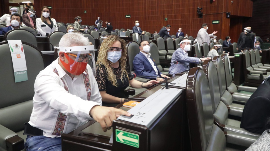 Diputados avalan leyes relacionadas con T-MEC sin cambios ni debate