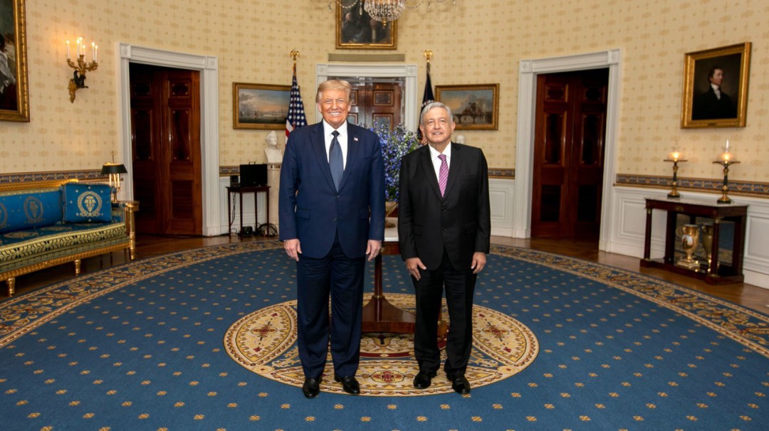 AMLO llega a México tras visitar a Trump en EU