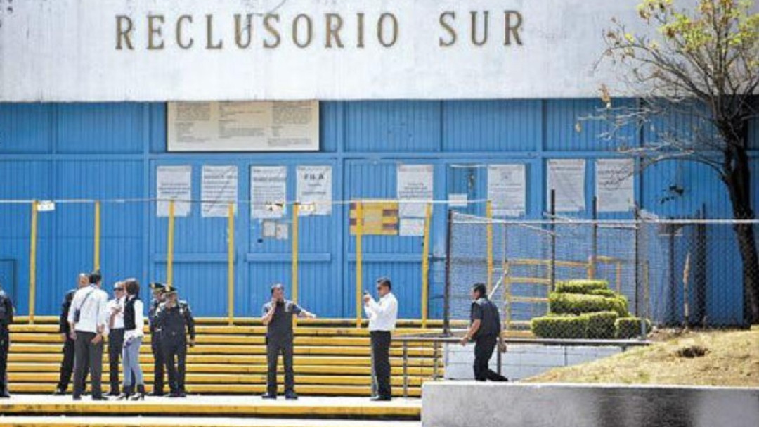 Suman 54 personas fallecidas por covid-19 en penales de la CDMX