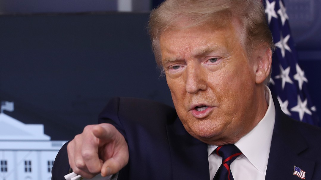 Trump excluye a indocumentados de representación legislativa tras censo