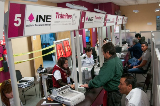 Los horarios de atención en la Ciudad de México son de lunes a viernes de 9:00 a 18:00 horas, en el caso de otros estados la atención es de 9:00 a 15:00 horas Los horarios de atención en la Ciudad de México son de lunes a viernes de 9:00 a 18:00 horas, en el caso de otros estados la atención es de 9:00 a 15:00 horas