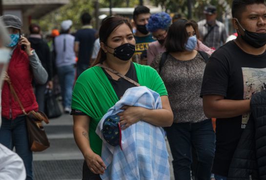 El uso de mascarillas forma parte de un conjunto integral de medidas de prevención y control El uso de mascarillas forma parte de un conjunto integral de medidas de prevención y control