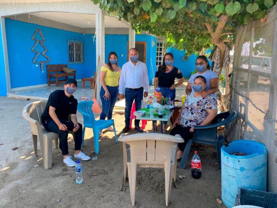 Se les pasó la mano con el Photoshop; alcalde presume "usar" cubrebocas Se les pasó la mano con el Photoshop; alcalde presume "usar" cubrebocas