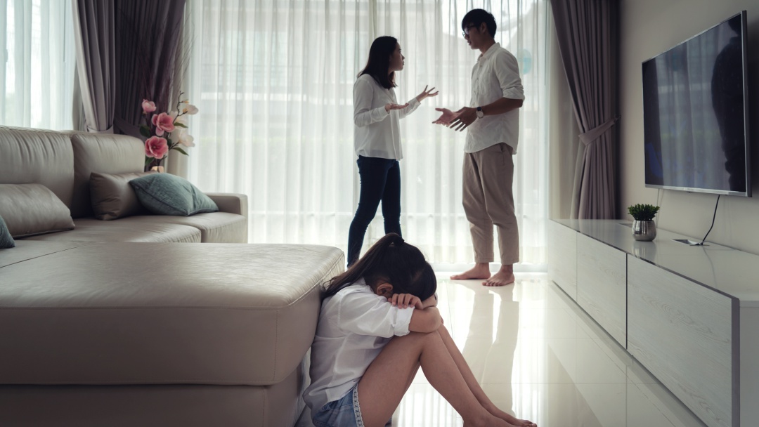 ¿Cómo pelear con la pareja sin lastimar a los hijos?