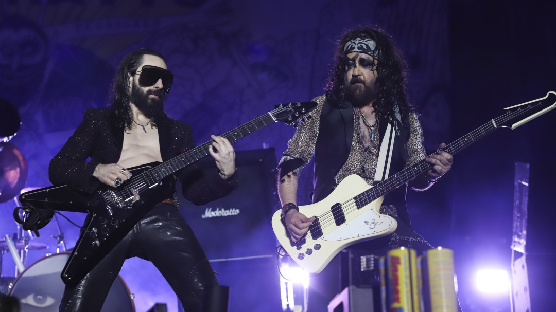 Jueves de siempre en domingo: Moderatto