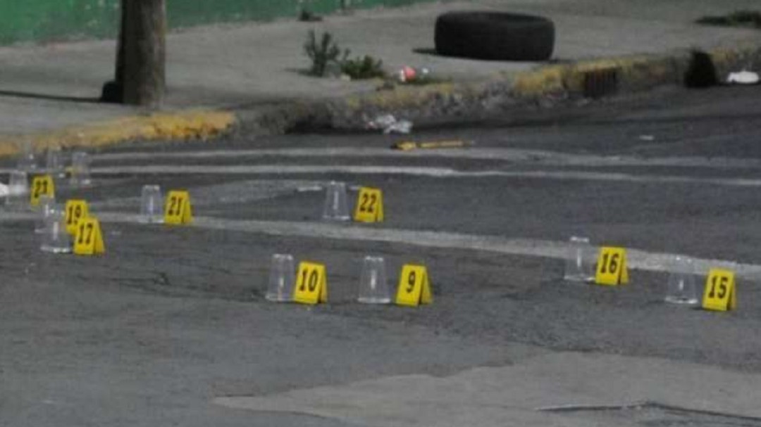 Riña narcomenudista deja tres muertos y dos heridos en la GAM