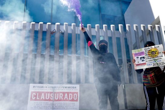 Feministas en la Fiscalía del Estado de Puebla Feministas en la Fiscalía del Estado de Puebla