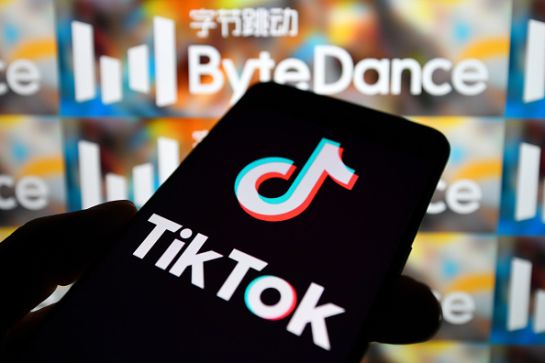 Tiktokera baila el Himno Nacional; ¿Qué dice la ley? Aquí te explicamos Tiktokera baila el Himno Nacional; ¿Qué dice la ley? Aquí te explicamos