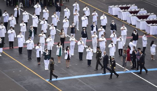 Personal médico homenajeado Personal médico homenajeado
