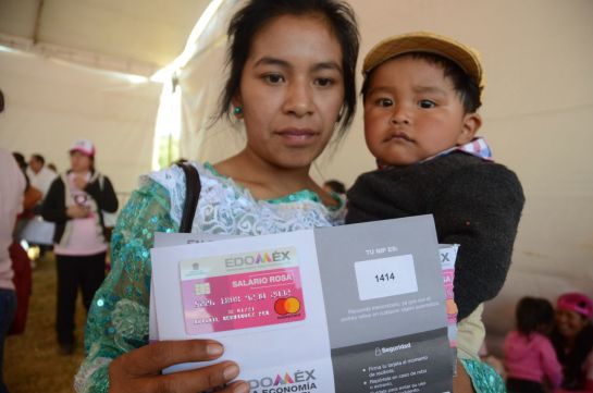 El salario rosa es un programa social que surgió como una promesa de campaña política El salario rosa es un programa social que surgió como una promesa de campaña política