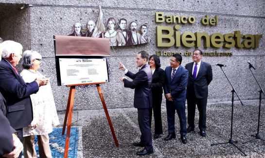 Arturo Herrera Gutiérrez, secretario de Hacienda y Crédito Público, develó la placa conmemorativa de inicio de operaciones del Banco del Bienestar Arturo Herrera Gutiérrez, secretario de Hacienda y Crédito Público, develó la placa conmemorativa de inicio de operaciones del Banco del Bienestar