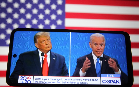 Donald Trump, de 70 años, y Joe Biden, de 77 años, durante el último debate presidencial Donald Trump, de 70 años, y Joe Biden, de 77 años, durante el último debate presidencial
