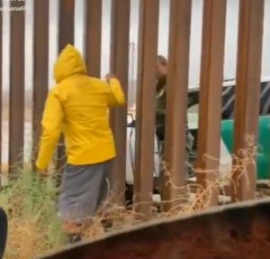 Así venden tamalitos en la frontera Así venden tamalitos en la frontera
