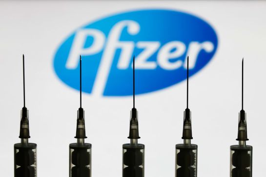 Pfizer dijo que buscará la Autorización de Uso de Emergencia de la FDA “ Pfizer dijo que buscará la Autorización de Uso de Emergencia de la FDA “
