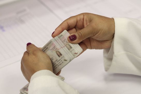 INE: ¿Necesitas tu INE, pero no puedes ir al módulo? Realiza el trámite así INE: ¿Necesitas tu INE, pero no puedes ir al módulo? Realiza el trámite así