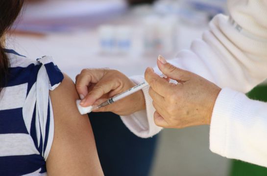 Reino Unido se conviertió en el primer país de occidente en autorizar un tratamiento farmacológico para prevenir contra la COVID-19 Reino Unido se conviertió en el primer país de occidente en autorizar un tratamiento farmacológico para prevenir contra la COVID-19