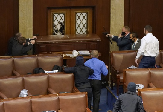 Las imágenes del asalto al Capitolio por manifestantes partidarios de Trump Las imágenes del asalto al Capitolio por manifestantes partidarios de Trump