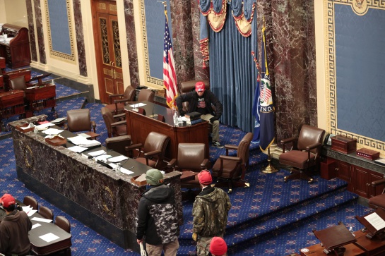 Las imágenes del asalto al Capitolio por manifestantes partidarios de Trump Las imágenes del asalto al Capitolio por manifestantes partidarios de Trump