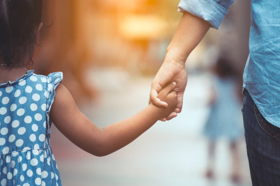Este apoyo también va dirigido a padres solteros o tutores Este apoyo también va dirigido a padres solteros o tutores