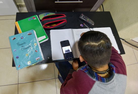 Copia simple del acta de nacimiento y CURP son algunos de los documentos para tu preinscripción Copia simple del acta de nacimiento y CURP son algunos de los documentos para tu preinscripción