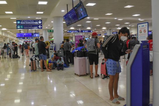 Algunos países piden pruebas COVID para la entrada de los viajeros vía aérea a su territorio Algunos países piden pruebas COVID para la entrada de los viajeros vía aérea a su territorio