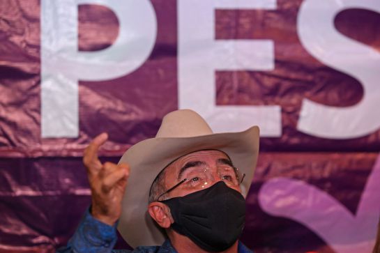 Vicente Fernández Jr. para dar a conocer que va por una diputación local en las próximas elecciones Vicente Fernández Jr. para dar a conocer que va por una diputación local en las próximas elecciones