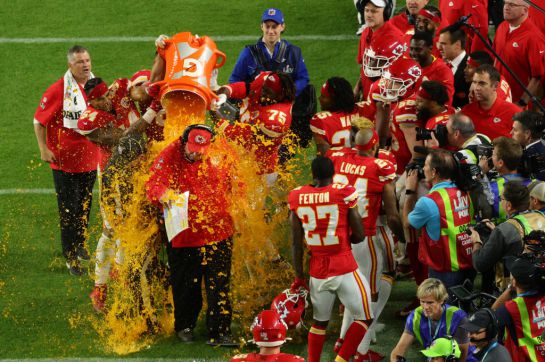 La historia del baño en el Super Bowl se remonta con Bill Parcell La historia del baño en el Super Bowl se remonta con Bill Parcell