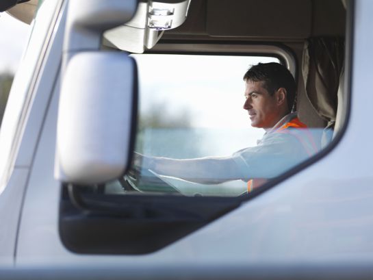 La nueva licencia digital será válida para los 4 modos de transporte regulados por la SCT: autotransporte, ferroviario, aéreo y marina mercante. La nueva licencia digital será válida para los 4 modos de transporte regulados por la SCT: autotransporte, ferroviario, aéreo y marina mercante.