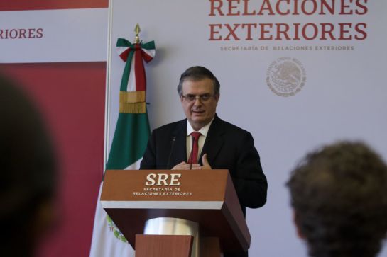 Marcelo Ebrard, secretario de Relaciones Exteriores encabezó conferencia de prensa para dar detalles sobre la iniciativa conjunta de México y Estados Unidos para combatir la pandemia del COVID-19 (20 de marzo de 2020) Marcelo Ebrard, secretario de Relaciones Exteriores encabezó conferencia de prensa para dar detalles sobre la iniciativa conjunta de México y Estados Unidos para combatir la pandemia del COVID-19 (20 de marzo de 2020)
