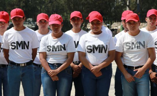 Los jóvenes nacidos en el 2003 y remisos pueden cumplir con dicha obligación ciudadana en algunas alcaldías. Los jóvenes nacidos en el 2003 y remisos pueden cumplir con dicha obligación ciudadana en algunas alcaldías.