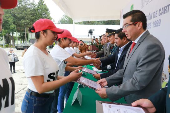 La Secretaría de Defensa Nacional y Armada de México entregan las Cartillas de Identidad del Servicio Militar Nacional. La Secretaría de Defensa Nacional y Armada de México entregan las Cartillas de Identidad del Servicio Militar Nacional.