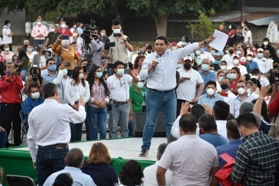 Los gobiernos federales, estatales y municipales tienen la obligación de detener su propaganda gubernamental para no intervenir en el voto. Los gobiernos federales, estatales y municipales tienen la obligación de detener su propaganda gubernamental para no intervenir en el voto.