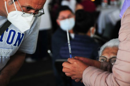 Los imputados fueron vinculados a proceso por los delitos de usurpación de identidad y falsificación o alteración y uso indebido de documentos. Los imputados fueron vinculados a proceso por los delitos de usurpación de identidad y falsificación o alteración y uso indebido de documentos.