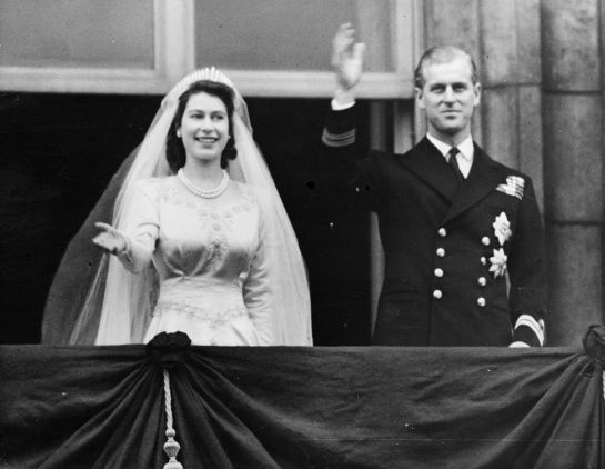 Isabel II y Felipe de Edimburgo contrajeron matrimonio en 1947. Isabel II y Felipe de Edimburgo contrajeron matrimonio en 1947.