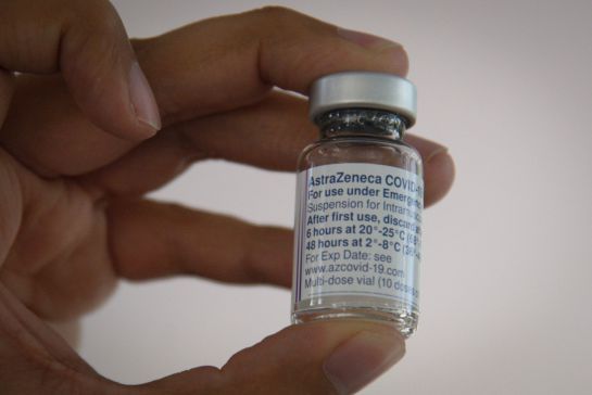 La vacuna de AstraZeneca no está asociada con un aumento en el riesgo general de coágulos sanguíneos.EMA. La vacuna de AstraZeneca no está asociada con un aumento en el riesgo general de coágulos sanguíneos.EMA.