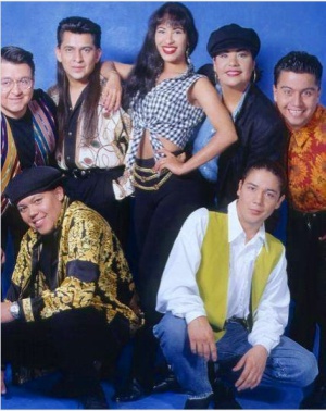 La pareja se conoció en 1989, cuando Chris se integró a la agrupación La pareja se conoció en 1989, cuando Chris se integró a la agrupación