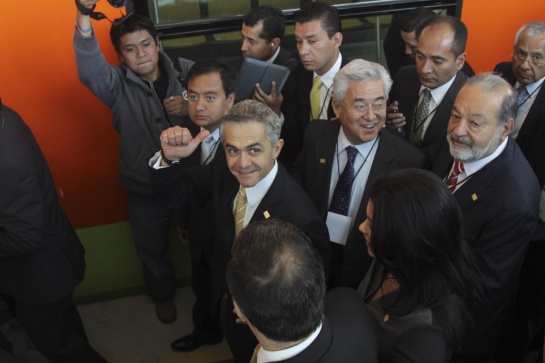 Desde el inicio de su contrucción la Línea 12 del Metro fue criticada por los vecinos de la alcaldía de Tláhuac por temor a un accidente Desde el inicio de su contrucción la Línea 12 del Metro fue criticada por los vecinos de la alcaldía de Tláhuac por temor a un accidente