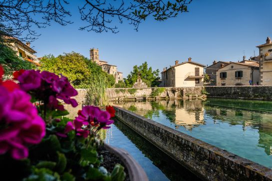 En Santa Fiora, que se ubica en el corazón de la Toscana, el trabajador podrá recibir hasta 200 euros o la mitad de su alquiler. En Santa Fiora, que se ubica en el corazón de la Toscana, el trabajador podrá recibir hasta 200 euros o la mitad de su alquiler.