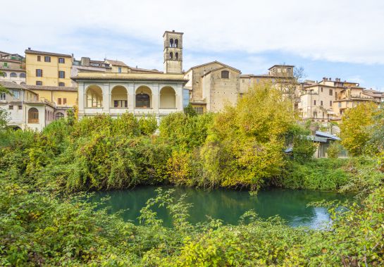 Los nuevos inquilinos podrán tomar la decisión de elegir su vivienda en los distritos rurales cercanos. Los nuevos inquilinos podrán tomar la decisión de elegir su vivienda en los distritos rurales cercanos.