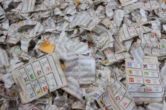 Anular el voto, o no ir a votar, son dos de las decisiones que muchos mexicanos podrían tomar durante el próximo 6 de junio. Anular el voto, o no ir a votar, son dos de las decisiones que muchos mexicanos podrían tomar durante el próximo 6 de junio.