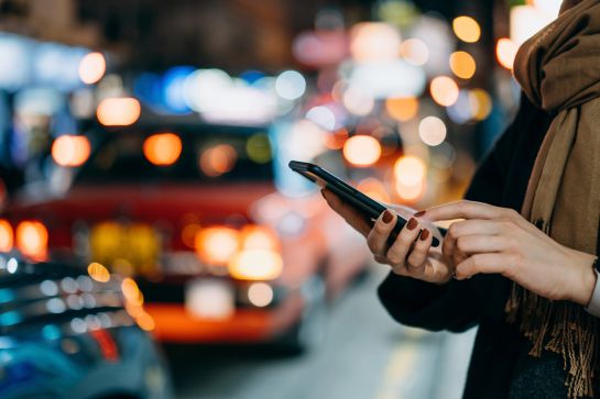 Diversas aplicaciones están disponibles para que las mujeres puedan alertar o pedir ayuda. Diversas aplicaciones están disponibles para que las mujeres puedan alertar o pedir ayuda.