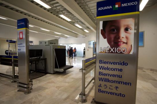 Tras la presencia de dependencias como el SAT con las Aduanas y Migración dentro de las instalaciones, indicaron que ellas pueden sancionar. Tras la presencia de dependencias como el SAT con las Aduanas y Migración dentro de las instalaciones, indicaron que ellas pueden sancionar.