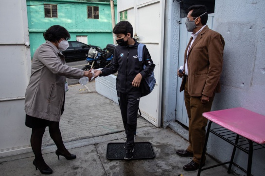 La descarga administrativa es cuando los docentes tienen la posibilidad de suspender clases para concluir labores previos a la entrega de boletas La descarga administrativa es cuando los docentes tienen la posibilidad de suspender clases para concluir labores previos a la entrega de boletas