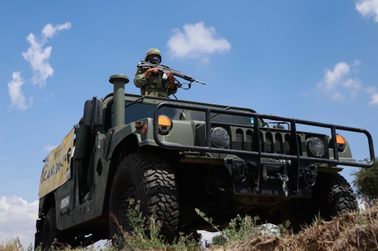 Una de las maneras de poder ingresar al Ejército Mexicano es como recurso humano para servir a la patria y a los mexicanos Una de las maneras de poder ingresar al Ejército Mexicano es como recurso humano para servir a la patria y a los mexicanos
