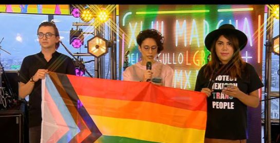 Marchan por el Orgullo LGBTTTIQ+ en la CDMX Marchan por el Orgullo LGBTTTIQ+ en la CDMX