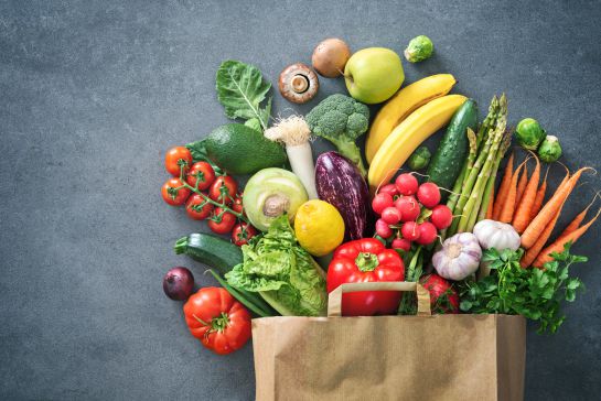 El consumo de frutas, verduras, granos, legumbres, nueces y semillas oleaginosas puede ayudar a fortalecer el sistema inmunológico antes de ser inoculado. El consumo de frutas, verduras, granos, legumbres, nueces y semillas oleaginosas puede ayudar a fortalecer el sistema inmunológico antes de ser inoculado.