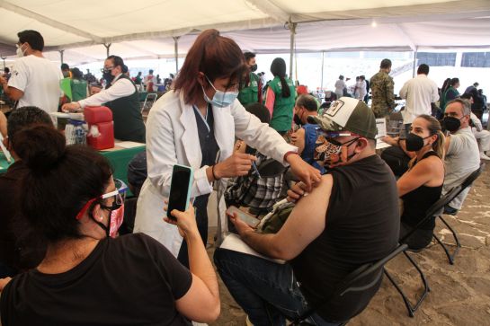 Todos los interesados deberán acudir a la unidad vacunadora que mejor les convenga. Todos los interesados deberán acudir a la unidad vacunadora que mejor les convenga.