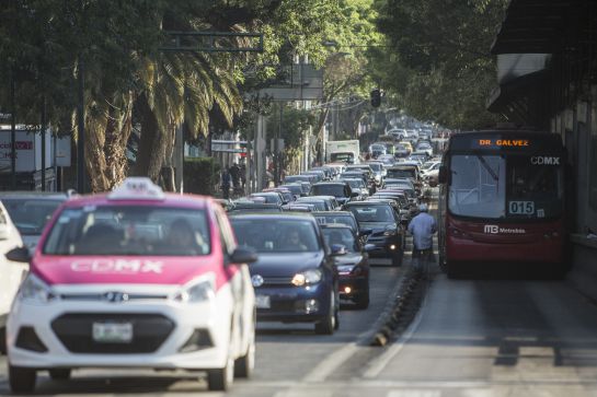 Los automovilistas de la Ciudad de México podrán obtener una constancia provisional en línea para poder circular por las calles de la capital. Los automovilistas de la Ciudad de México podrán obtener una constancia provisional en línea para poder circular por las calles de la capital.