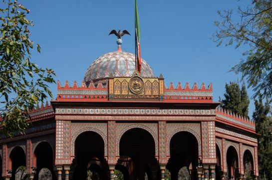 Se ubica en la alcaldía Cuahutémoc Se ubica en la alcaldía Cuahutémoc