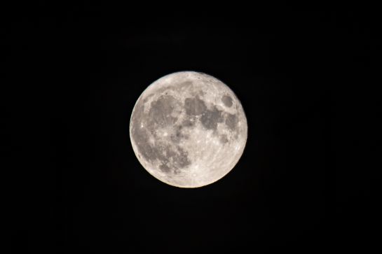 La última Luna llena del verano, también conocida como Luna de Maíz, será visible desde cualquier rincón del mundo durante el lunes 20 de septiembre. La última Luna llena del verano, también conocida como Luna de Maíz, será visible desde cualquier rincón del mundo durante el lunes 20 de septiembre.